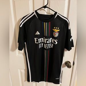 Sport Club Lisboa e Benfica 23/24 Adidas Season kit n2